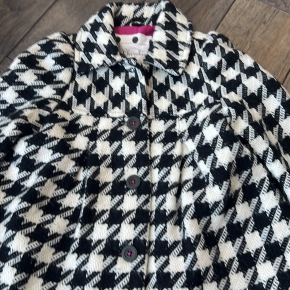 Size 2T button down coat - Picture 2 of 3